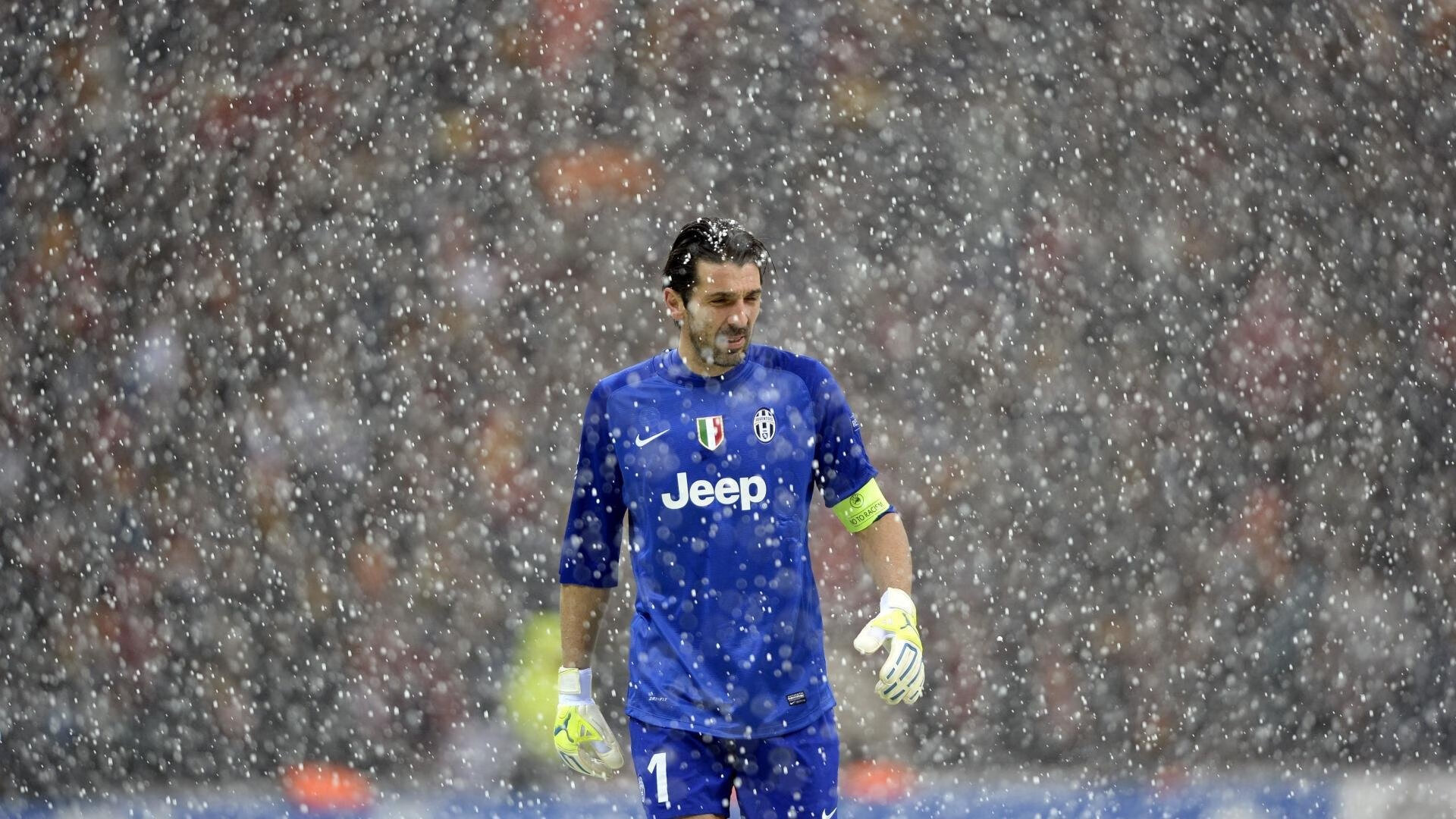 帕利斯特女子800米自由泳表现亮眼，女子八百米自由泳亚洲纪录